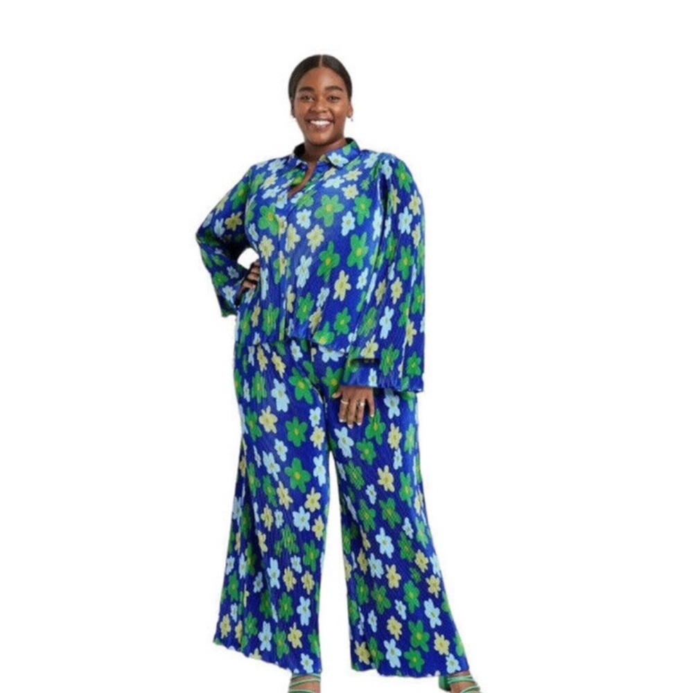 Sammy B Blue and Green Flower 🌺 Power Crinkle Set